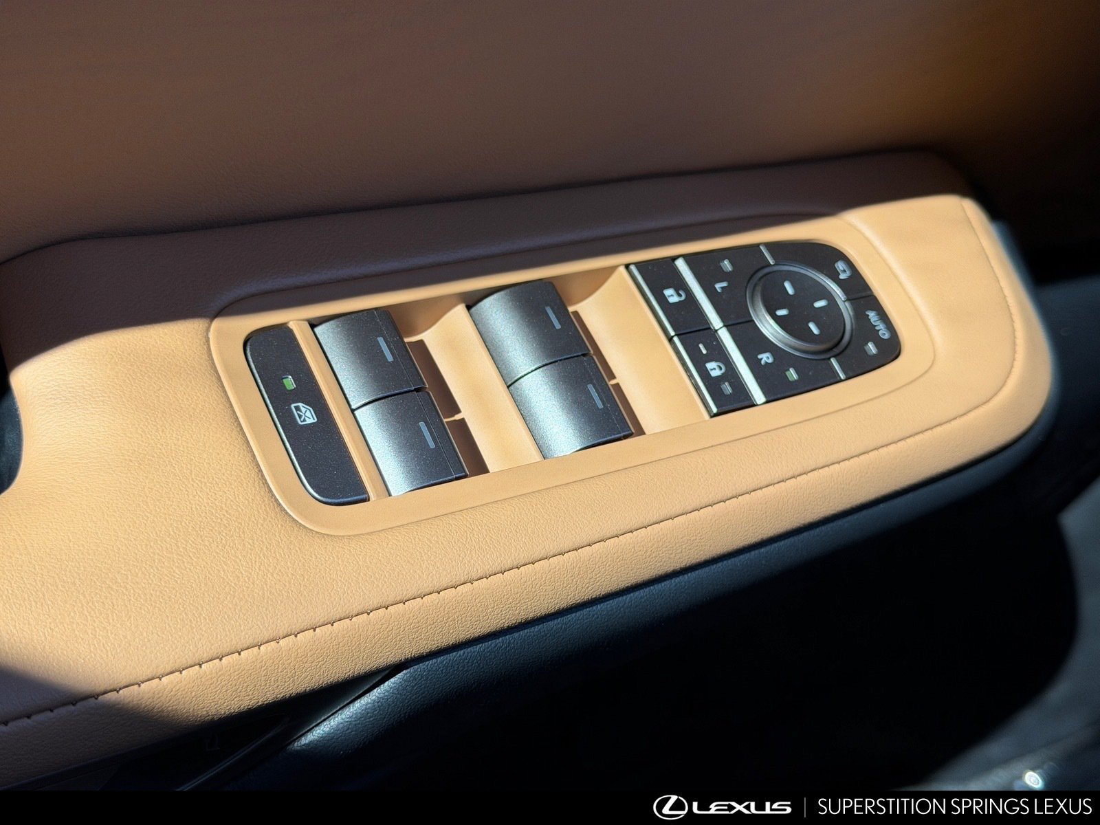 New 2026 Lexus ES 350h w/ Convenience Package FWD image 15
