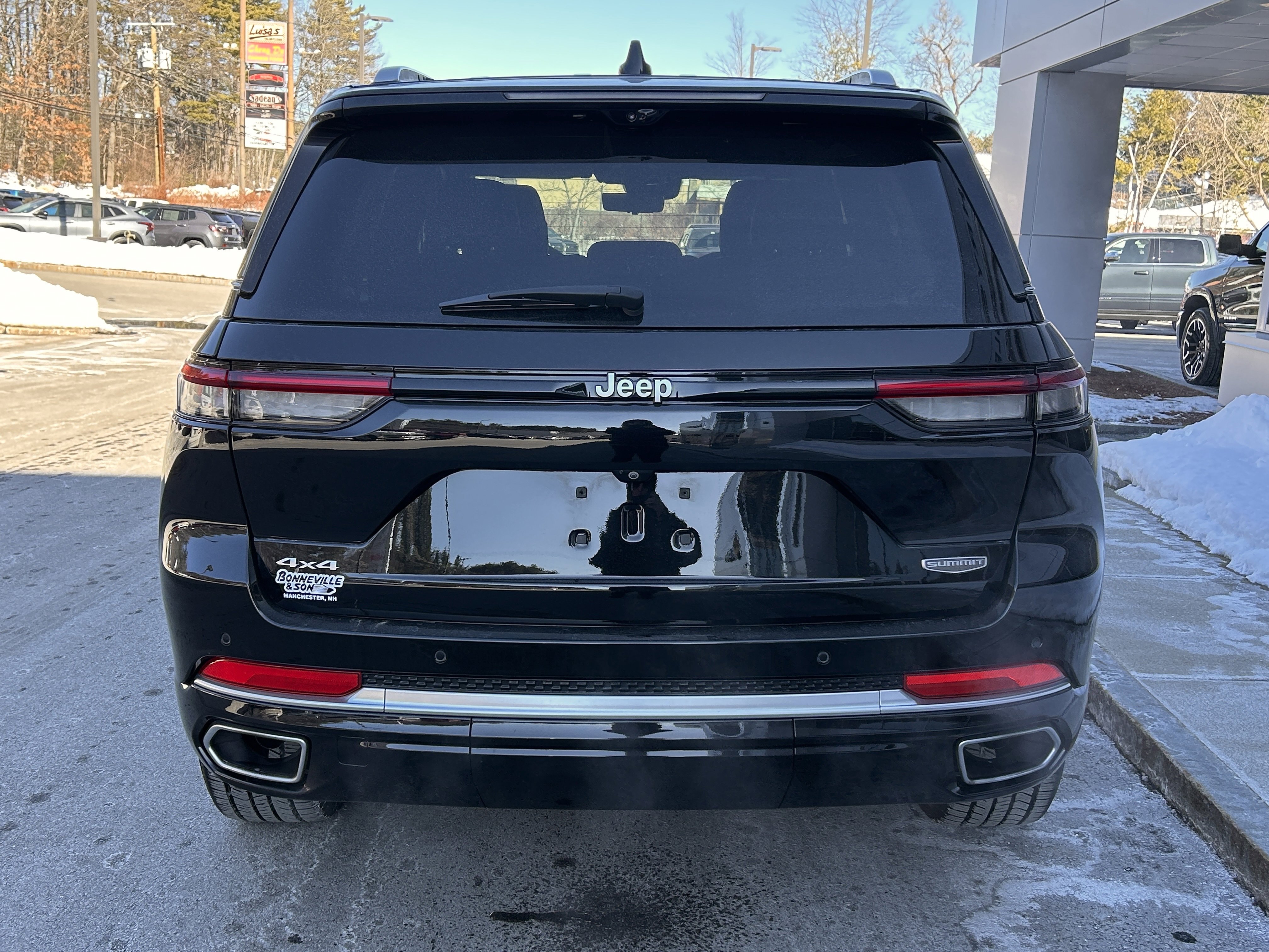 Certified 2023 Jeep Grand Cherokee Summit image 9