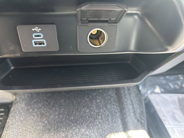 New 2024 Ford F550 4x4 Regular Cab Super Duty image 18