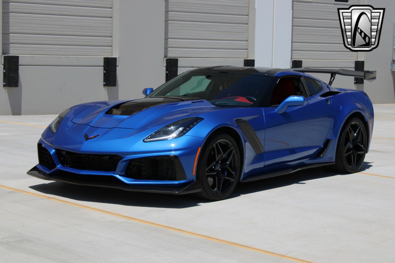 Used 2019 Chevrolet Corvette ZR1 image 2