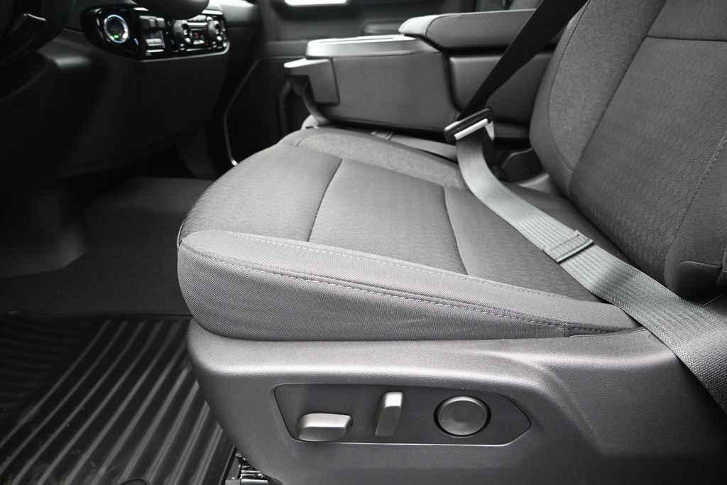 New 2026 Chevrolet Silverado 1500 LT AWD/4WD image 13
