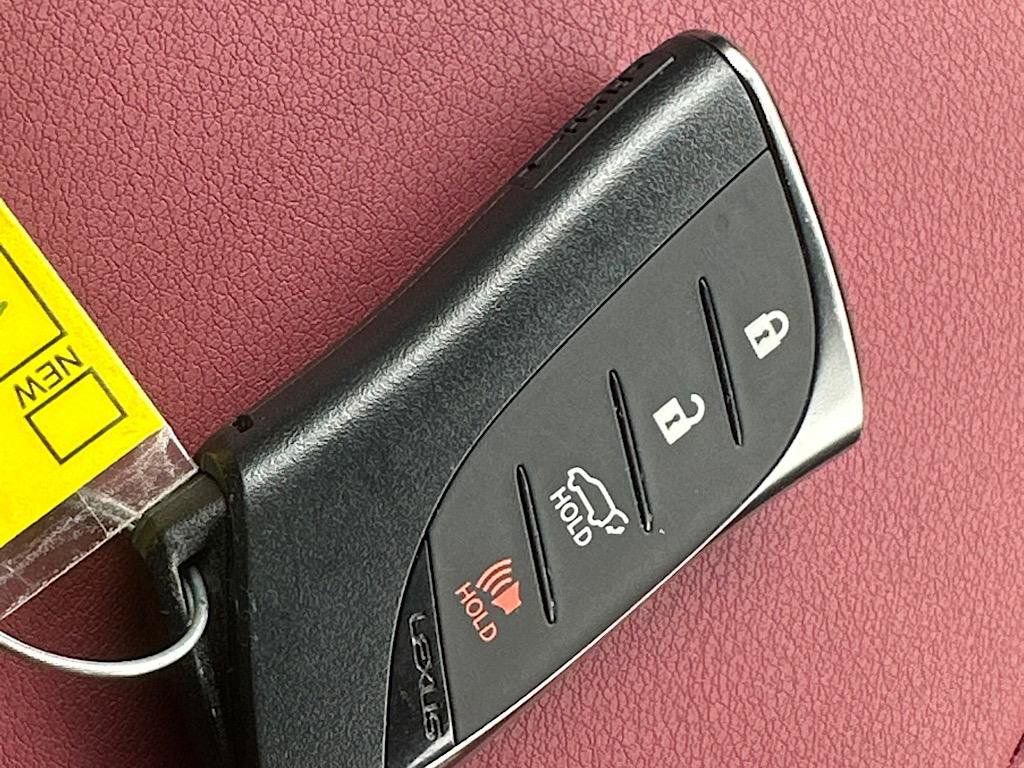 Used 2024 Lexus RX 350 AWD image 30