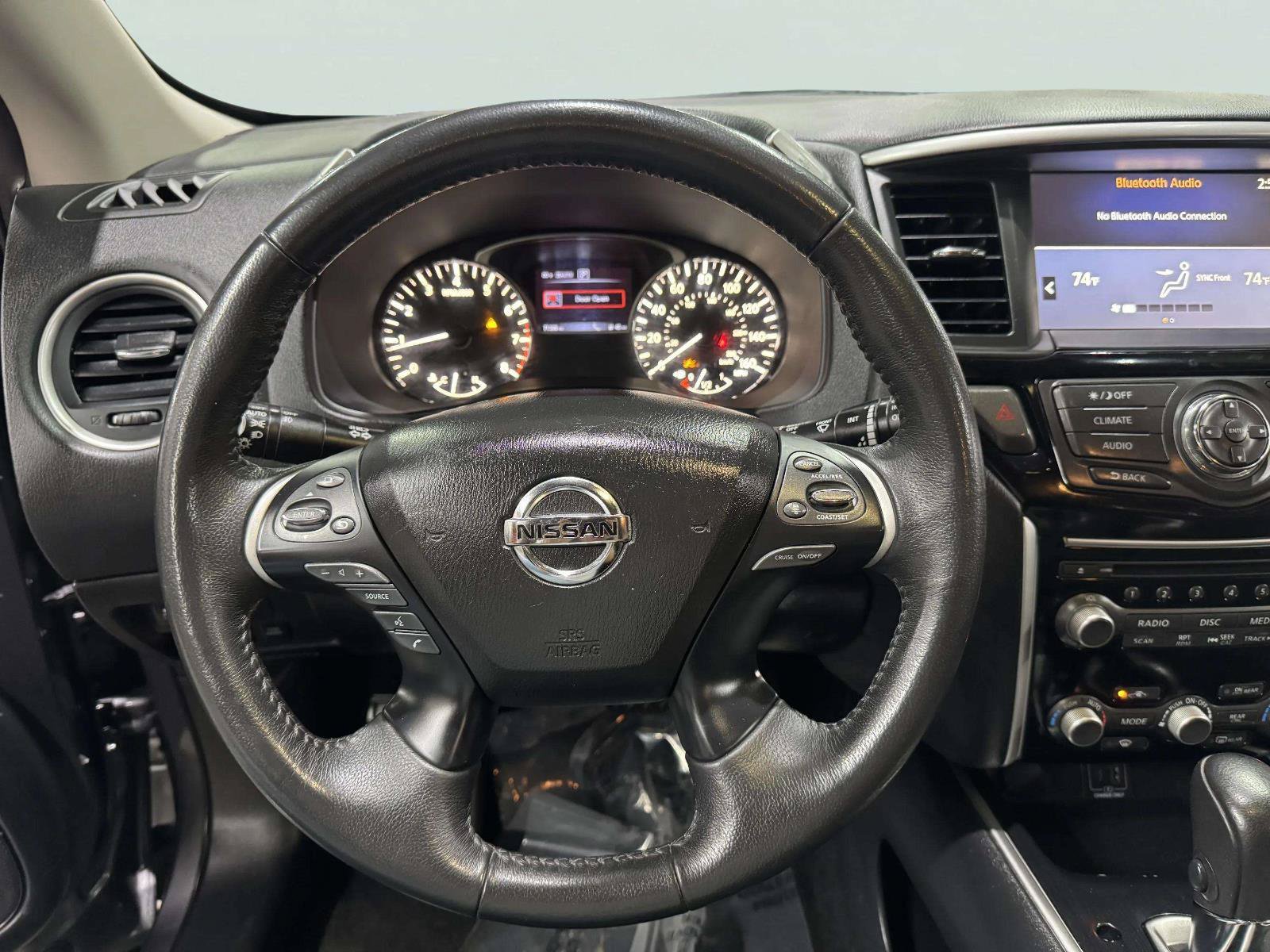 Used 2019 Nissan Pathfinder SV AWD/4WD image 30