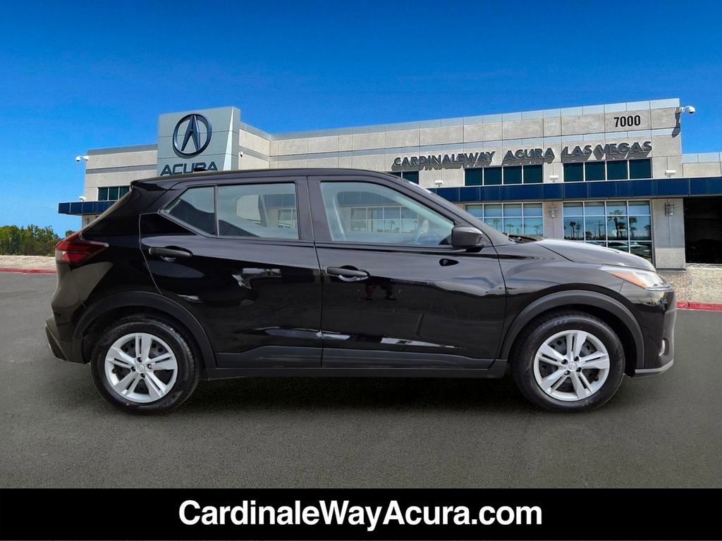 Used 2024 Nissan Kicks S FWD image 6