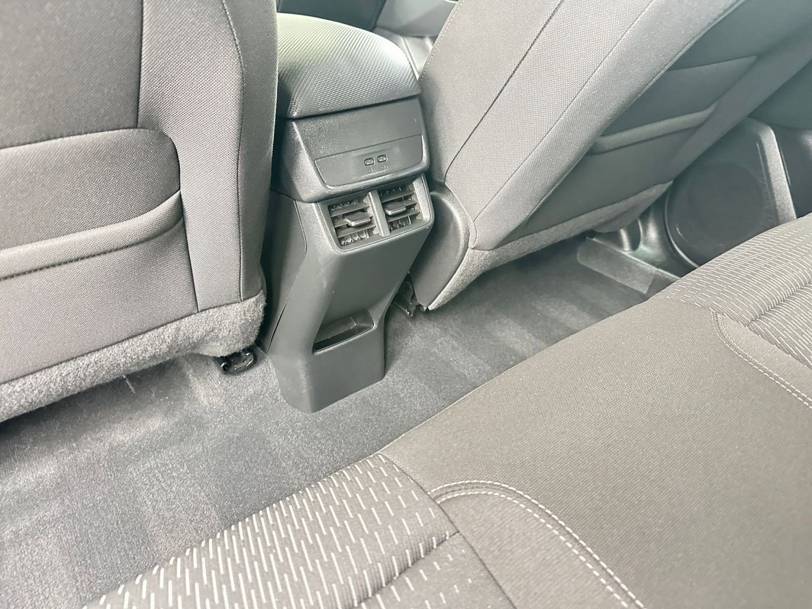 Used 2025 Chevrolet Equinox LT image 25