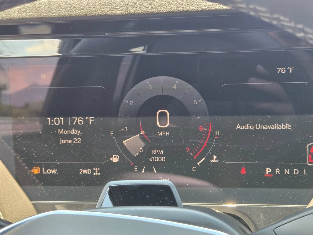 New 2026 GMC Yukon Elevation w/ Elevation Premium Package AWD/4WD image 10