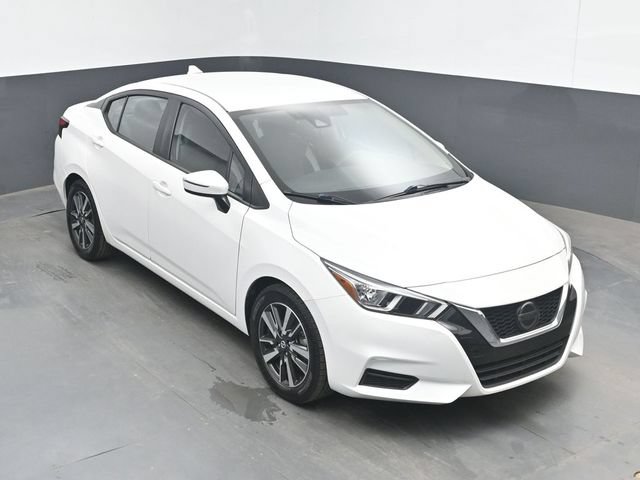 Used 2020 Nissan Versa SV FWD image 13