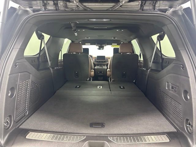 Used 2024 Chevrolet Suburban High Country AWD/4WD image 27