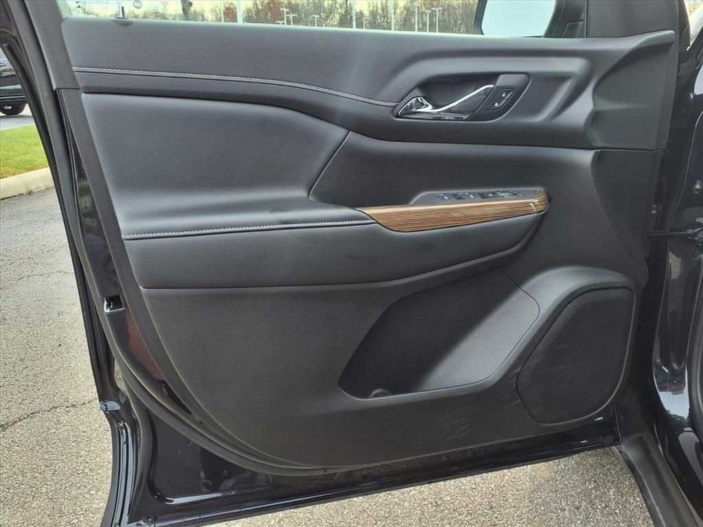 Certified 2021 GMC Acadia SLE image 19