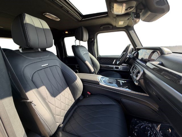 Used 2025 Mercedes-Benz G 63 AMG 4MATIC image 16