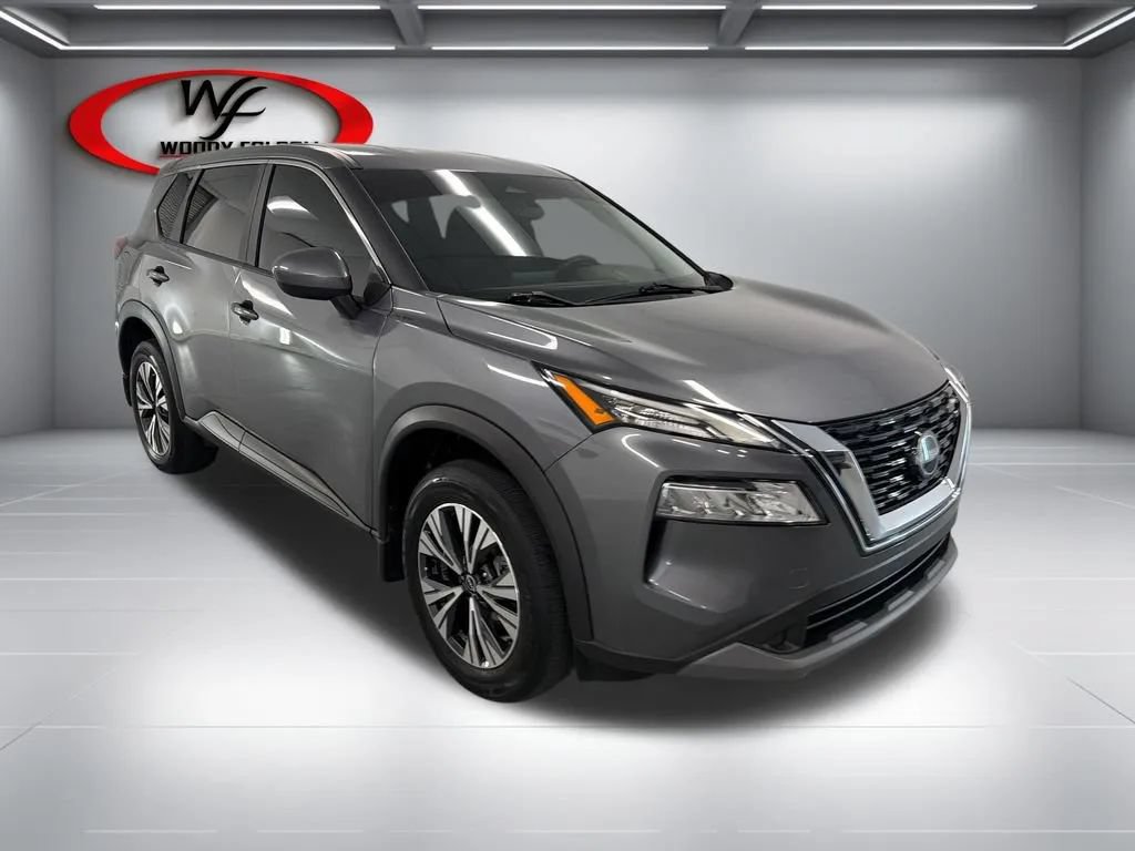 Used 2023 Nissan Rogue SV FWD image 3