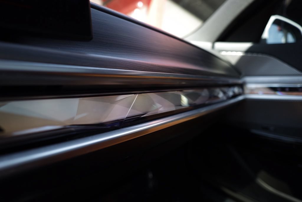 Used 2023 BMW 740i RWD image 17