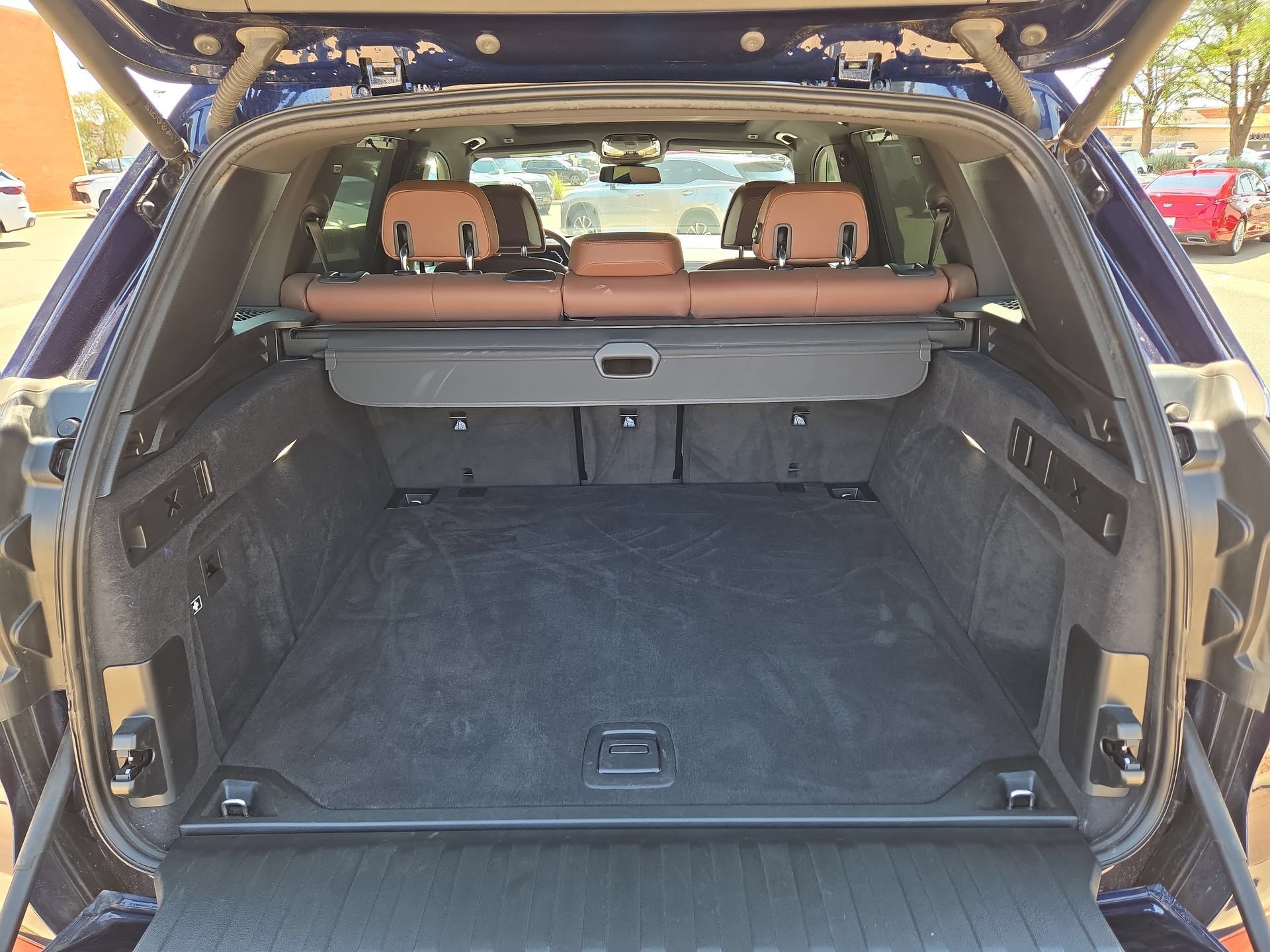 Used 2024 BMW X5 xDrive40i w/ Premium Package AWD/4WD image 12