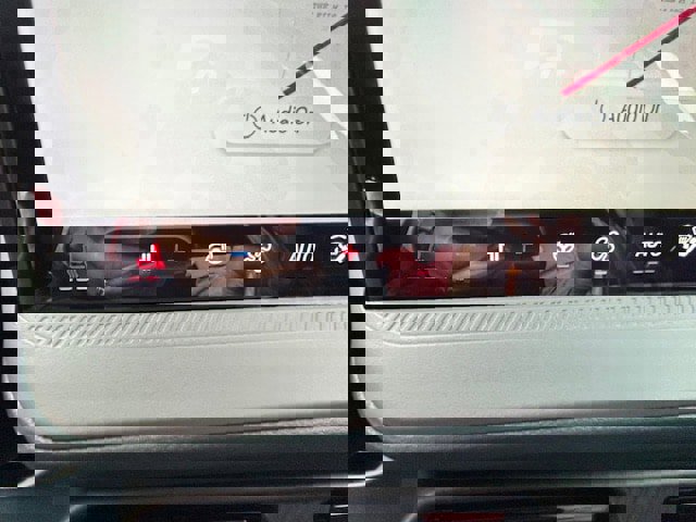 New 2026 Ford Maverick Lariat w/ Black Appearance Package image 44