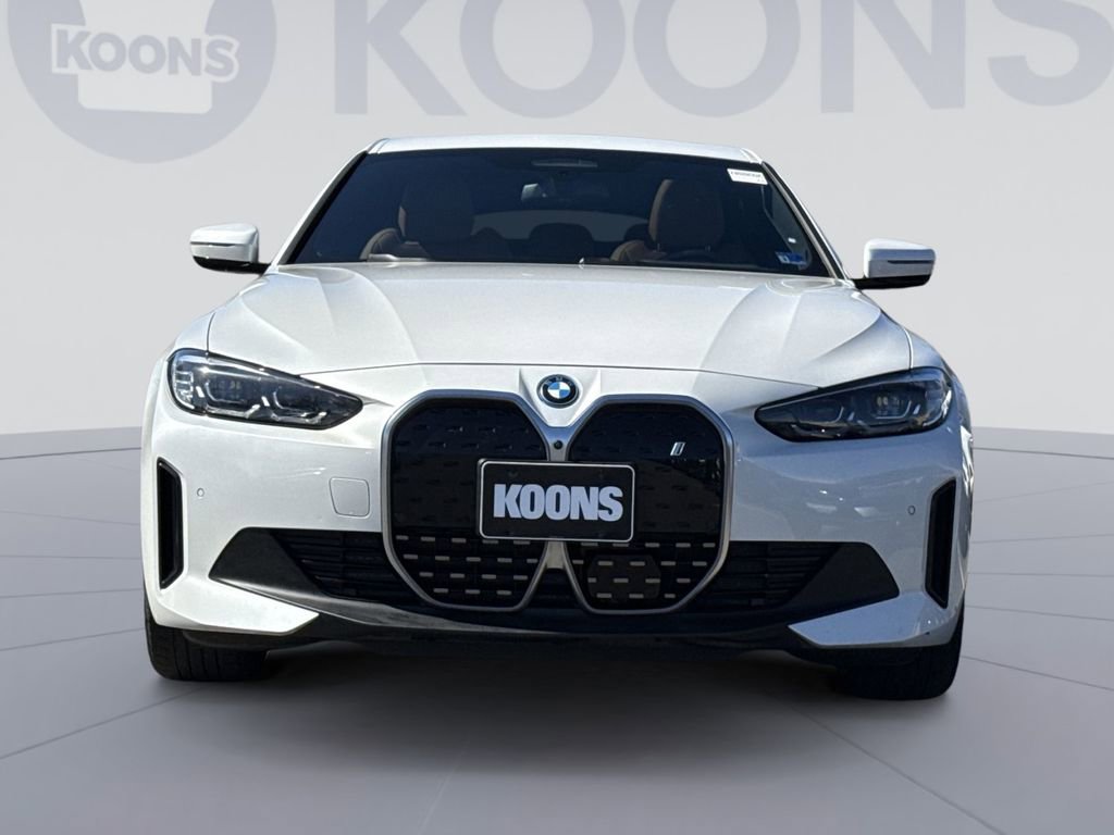 Used 2023 BMW i4 eDrive35 image 11