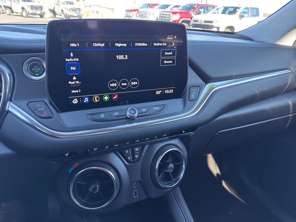 Used 2025 Chevrolet Blazer LT image 15