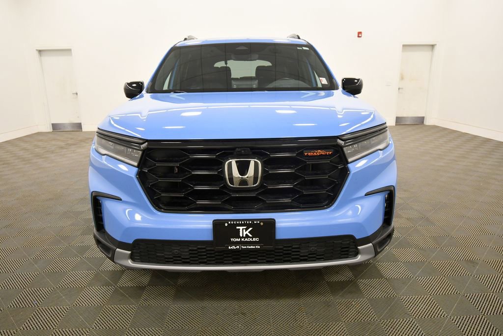 Used 2024 Honda Pilot TrailSport image 11
