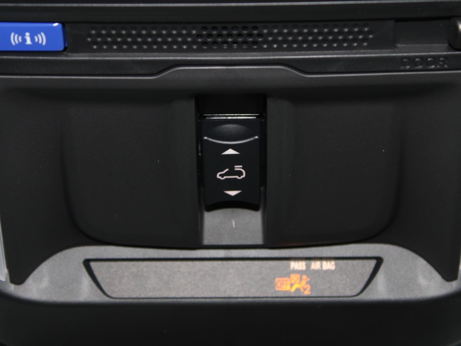 New 2025 Subaru Forester Touring image 5