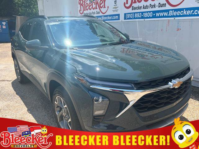 New 2025 Chevrolet Trax LT w/ Driver Confidence Package