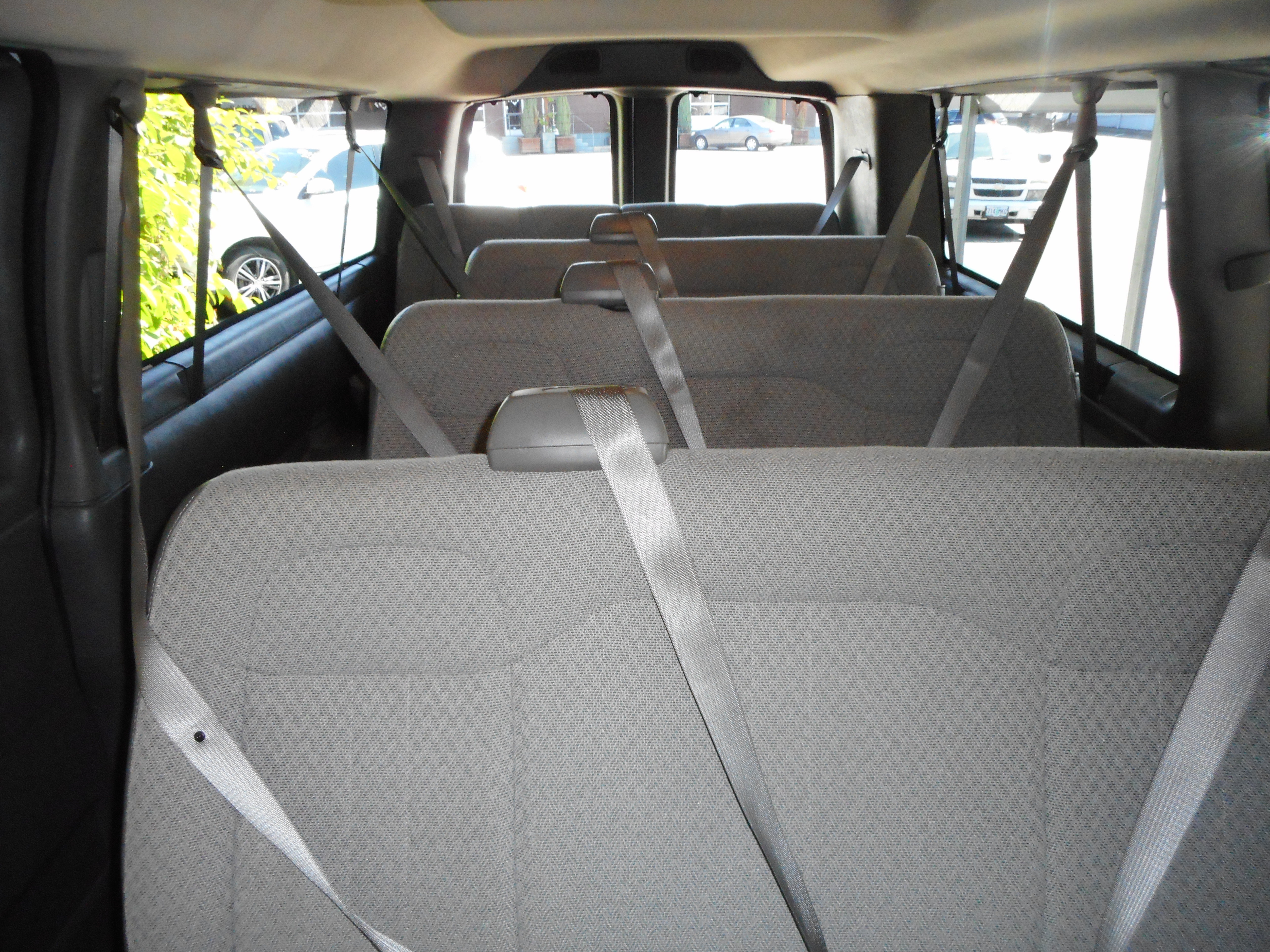 Used 2016 Chevrolet Express 3500 LT w/ LT Preferred Equipment Group RWD image 22