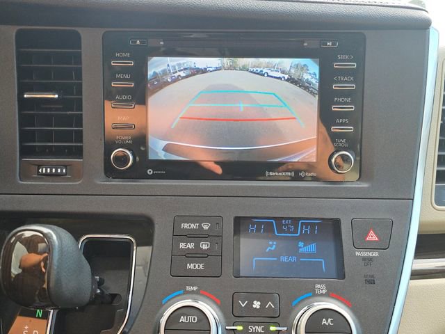 Used 2019 Toyota Sienna XLE Premium image 20