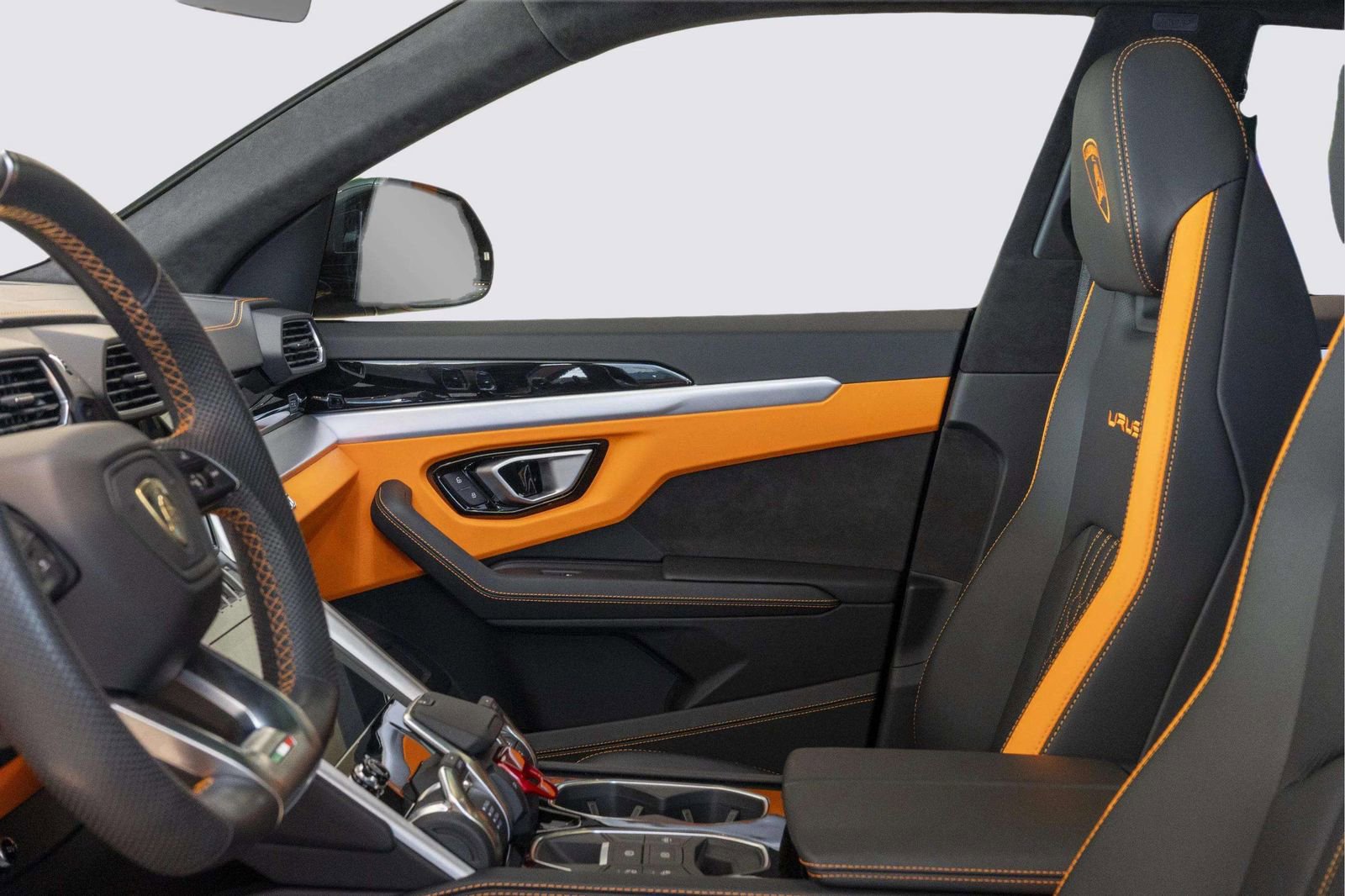 Used 2024 Lamborghini Urus S AWD/4WD image 18