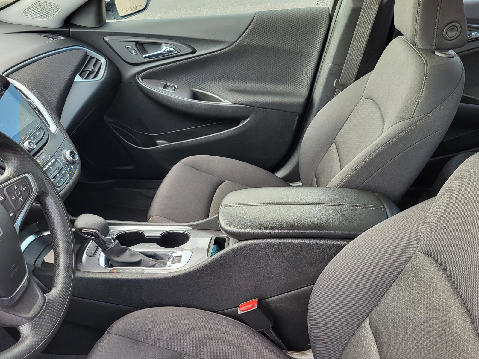 Used 2024 Chevrolet Malibu LT image 29