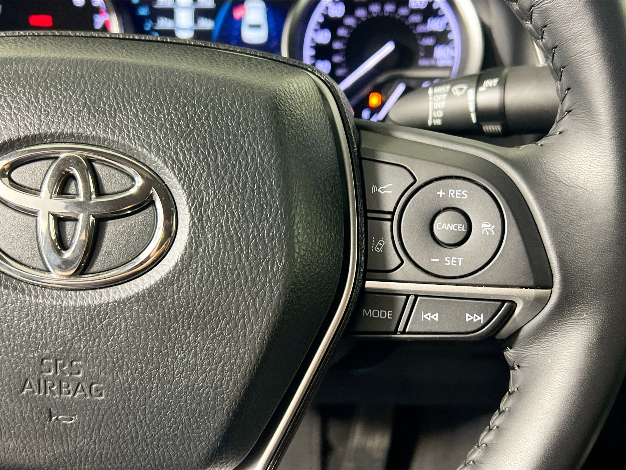Used 2024 Toyota Camry XLE FWD image 19