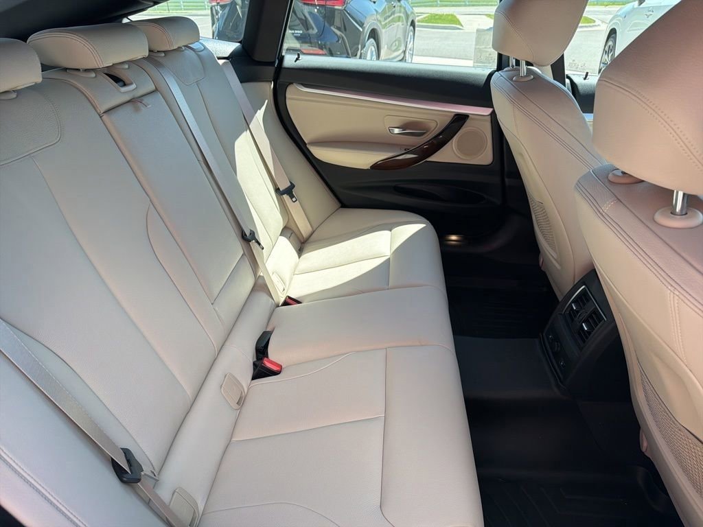 Used 2016 BMW 328i Gran Turismo xDrive image 24