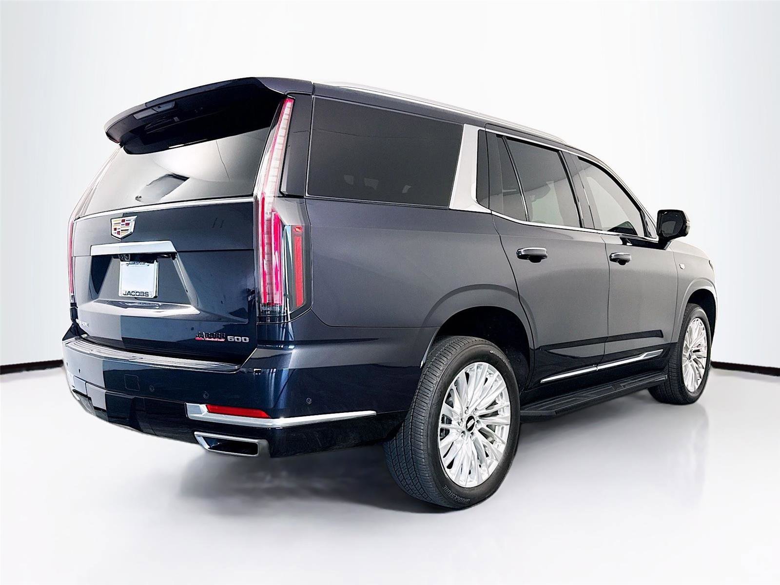 Used 2025 Cadillac Escalade Premium Luxury AWD/4WD image 23