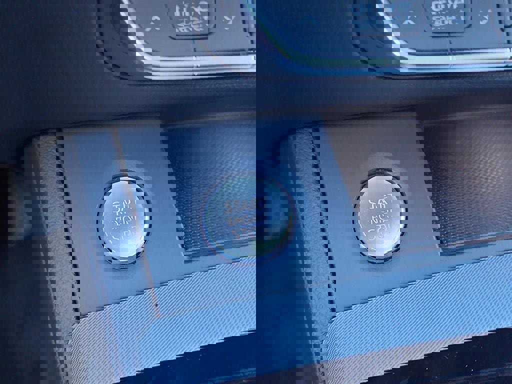 Used 2025 Audi Q5 2.0T Premium image 11