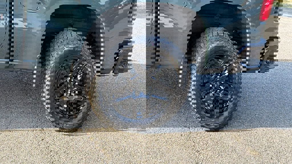 New 2026 Chevrolet Silverado 1500 LT Trail Boss image 9