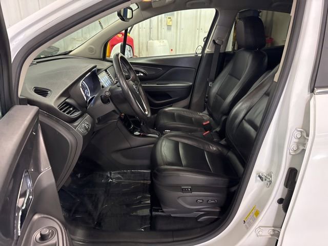 Used 2020 Buick Encore Essence AWD/4WD image 33