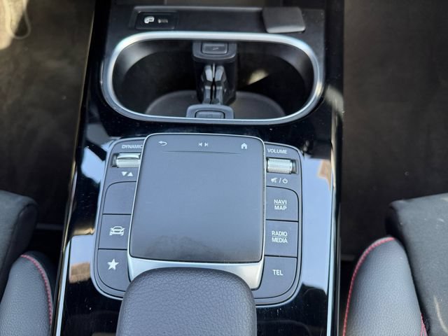 Used 2022 Mercedes-Benz CLA 250 4MATIC image 20