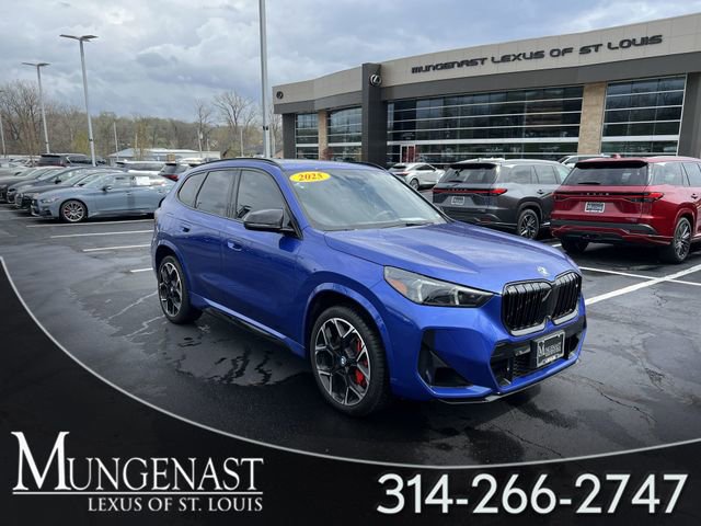 Used 2025 BMW X1 M35i AWD/4WD image 1