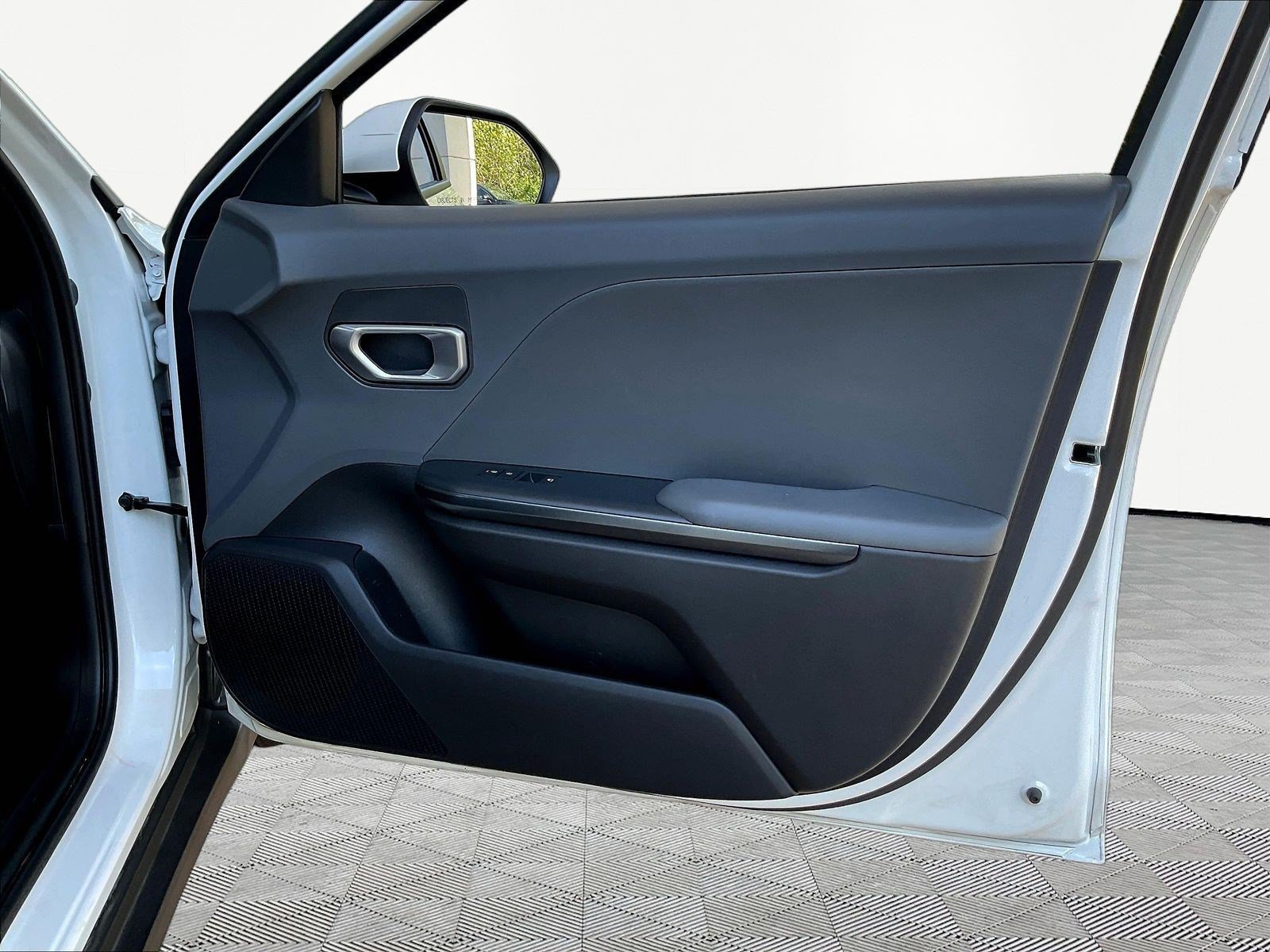 Used 2025 Kia K4 FWD image 27