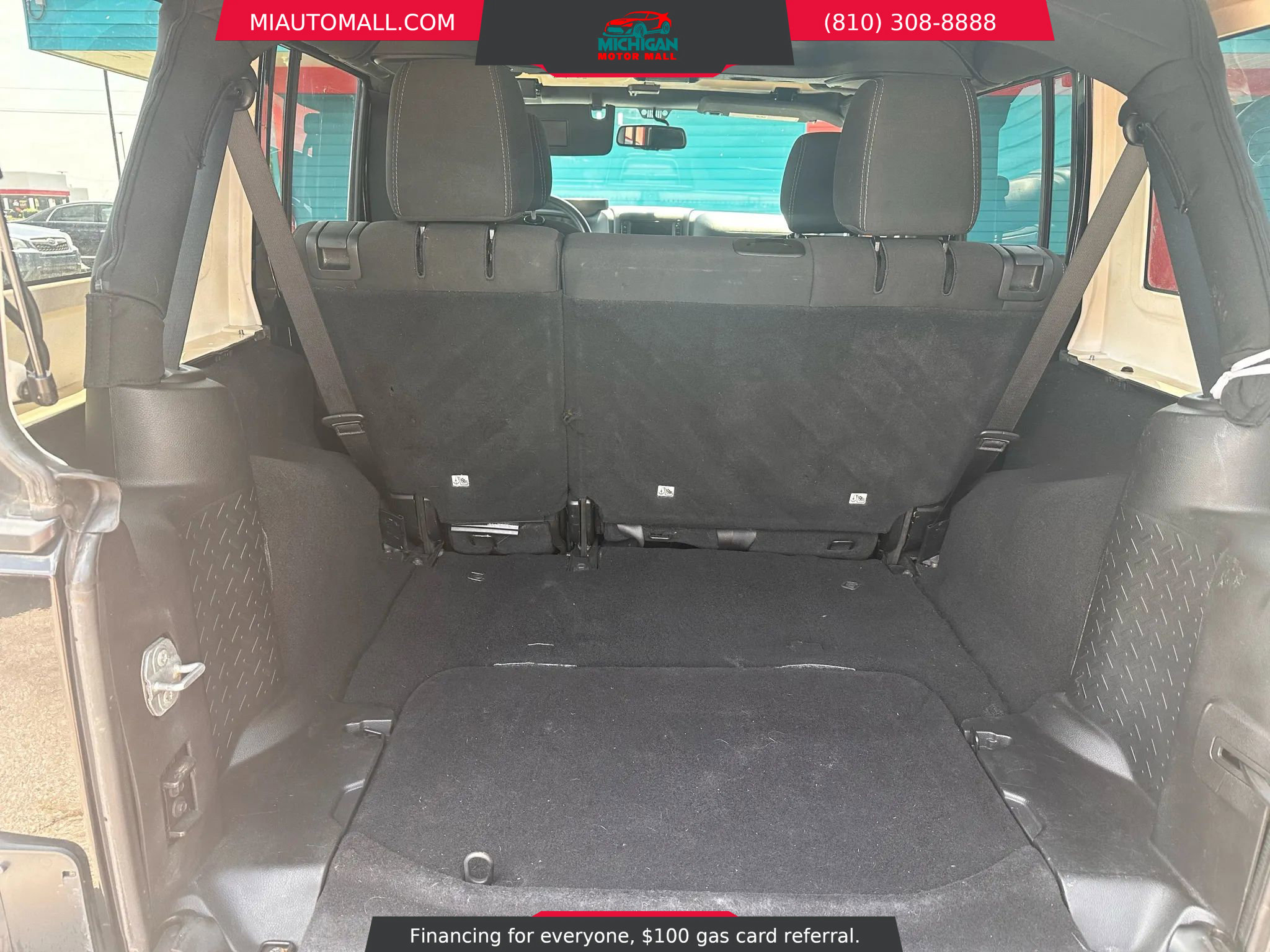 Used 2017 Jeep Wrangler Unlimited Sahara image 35