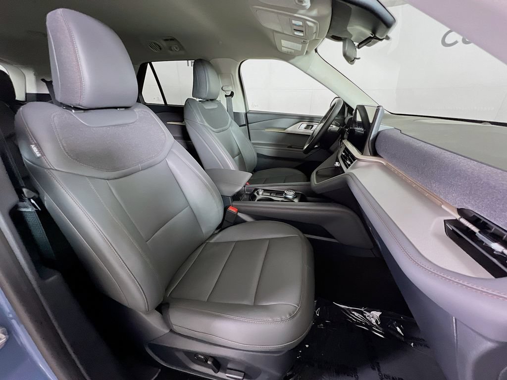 New 2026 Ford Explorer Active w/ Active Comfort Package AWD/4WD image 18