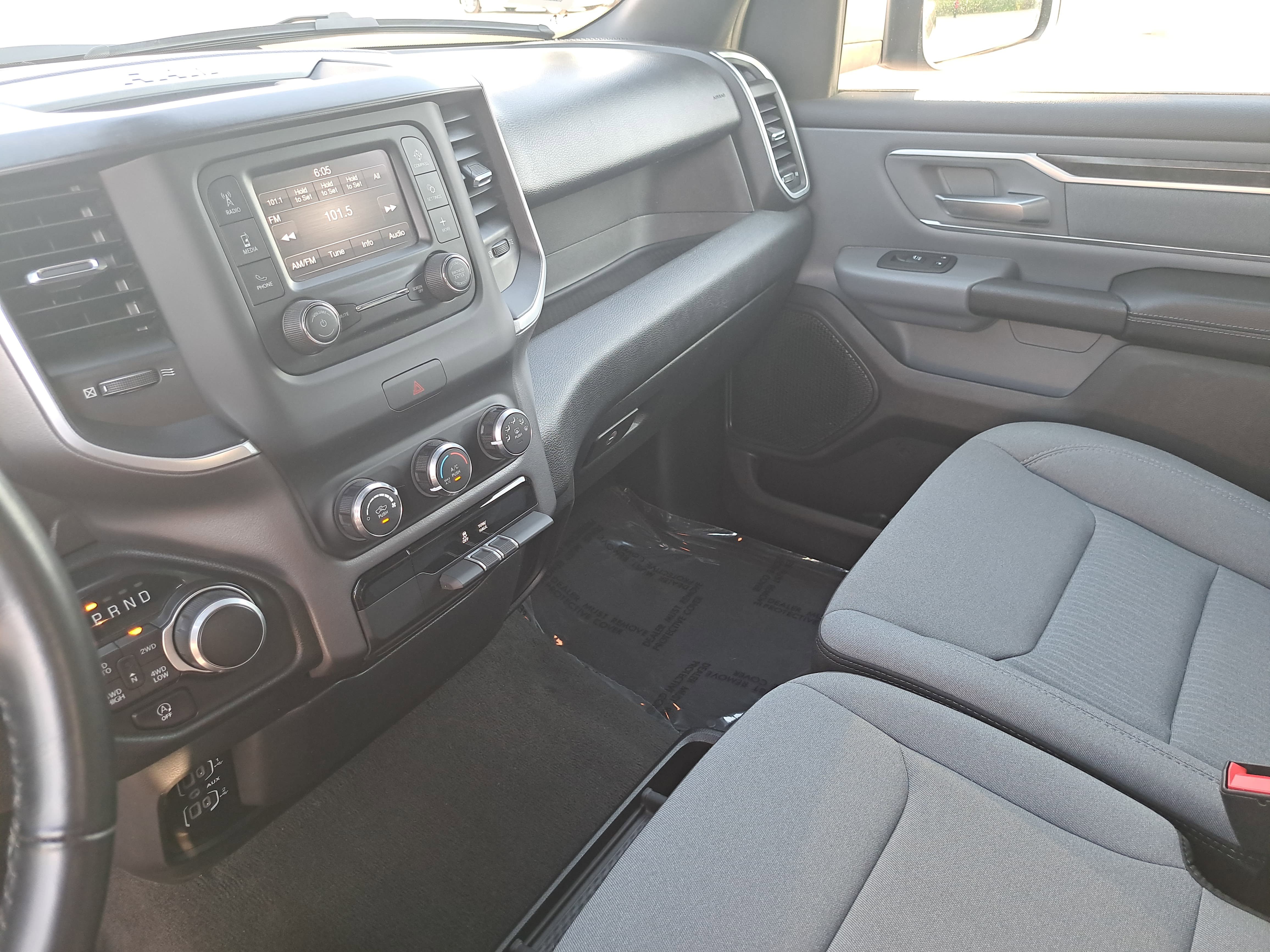 Used 2022 RAM 1500 Big Horn AWD/4WD image 23