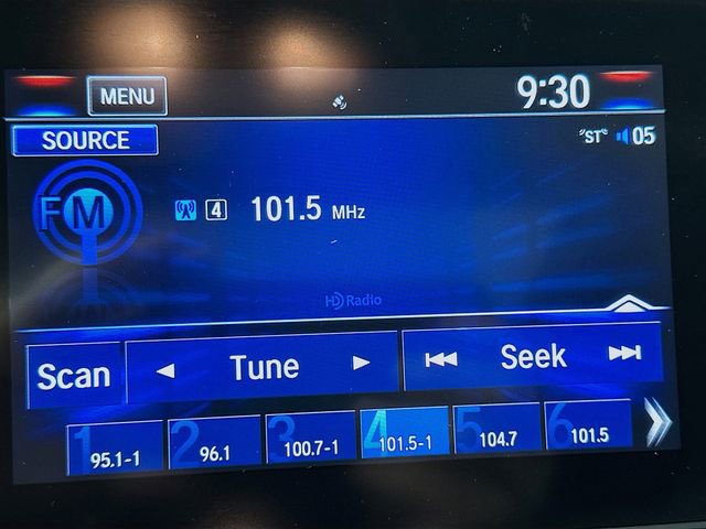 Used 2021 Honda CR-V Touring image 15