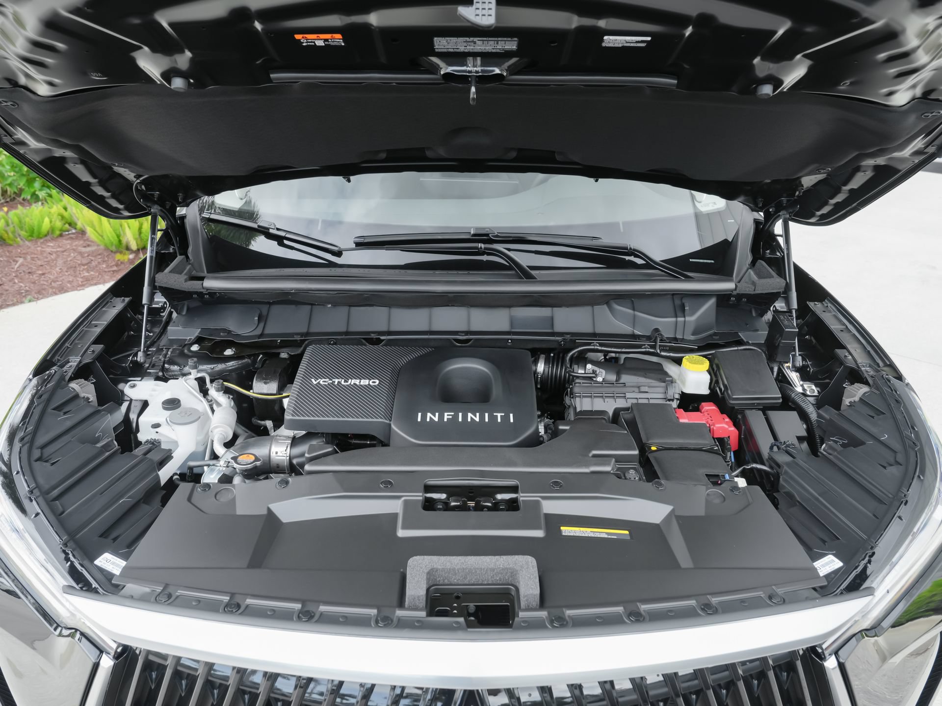 New 2027 INFINITI QX60 Luxe w/ Cargo Package FWD image 36