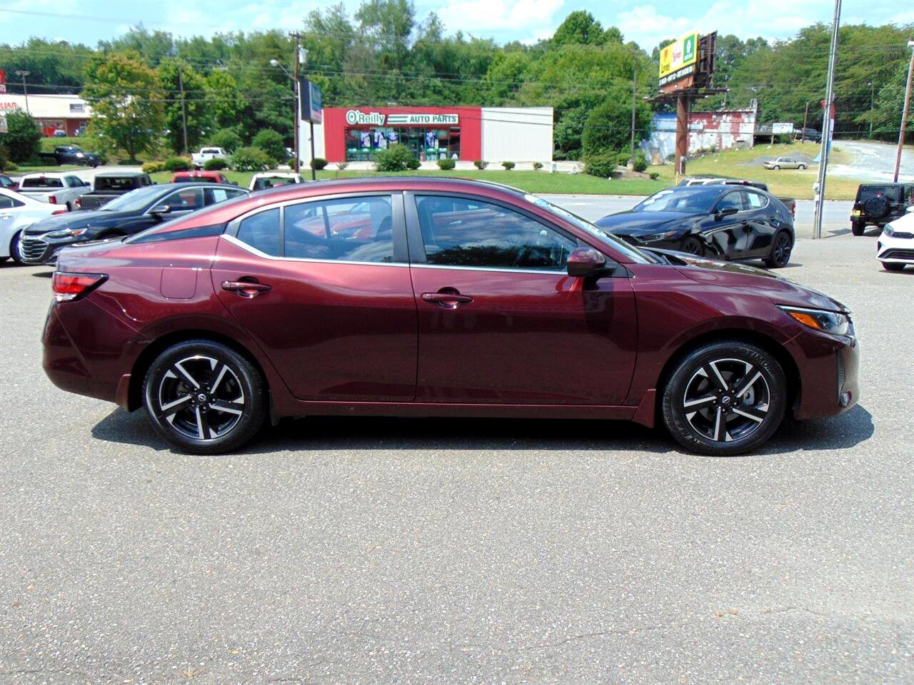 Used 2024 Nissan Sentra SV image 4