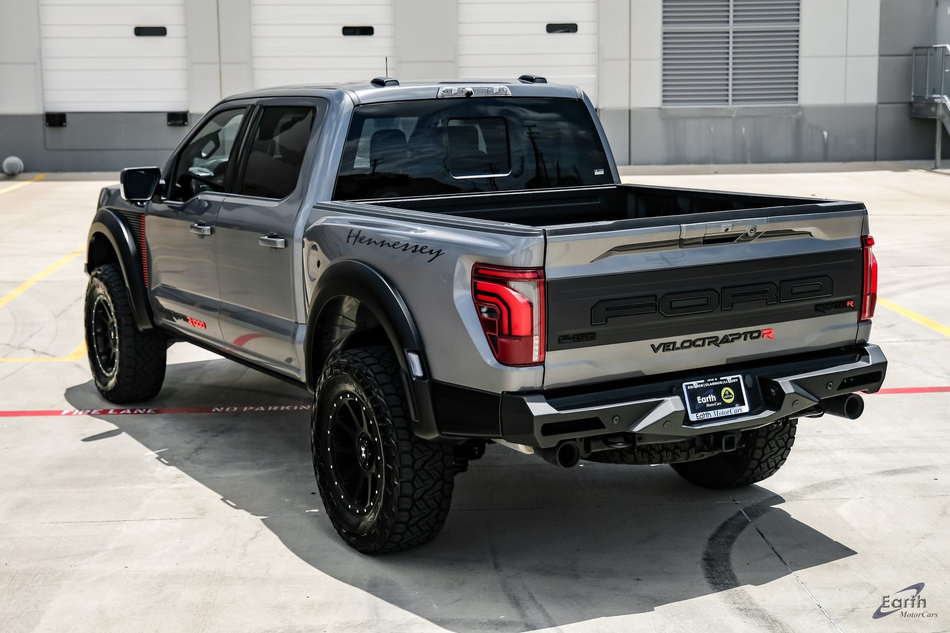 Used 2025 Ford F150 Raptor w/ Equipment Group 803A Raptor R AWD/4WD image 13