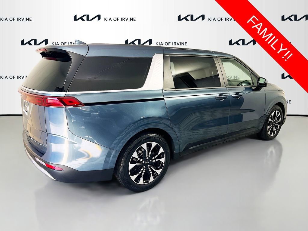 Certified 2024 Kia Carnival EX image 8