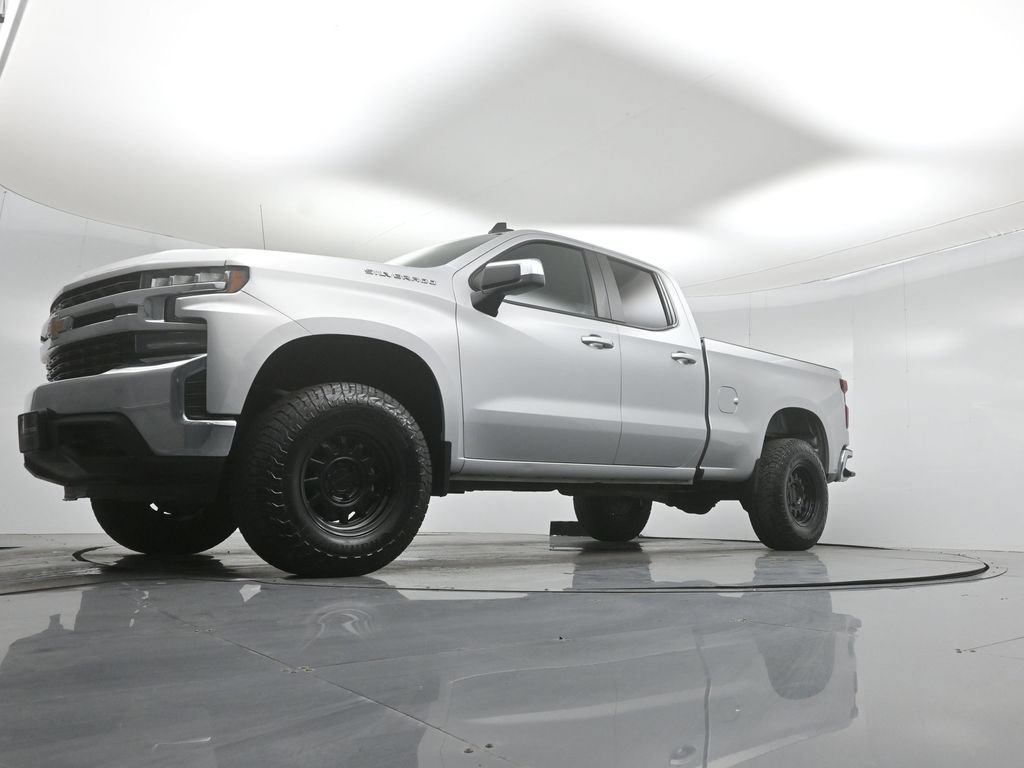 Used 2020 Chevrolet Silverado 1500 LT w/ Trailering Package AWD/4WD image 37