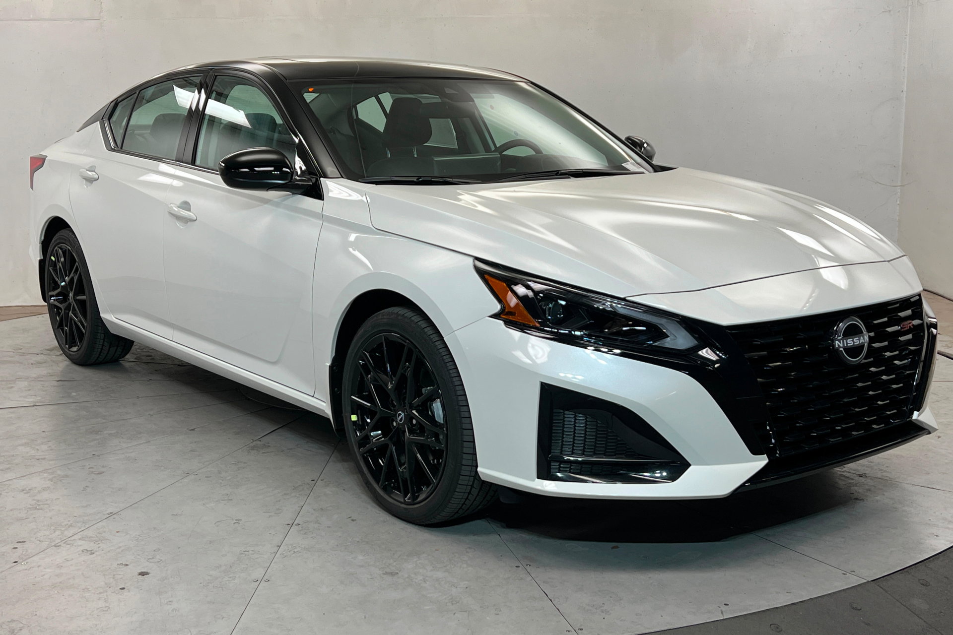 New 2026 Nissan Altima 2.5 SR image 7