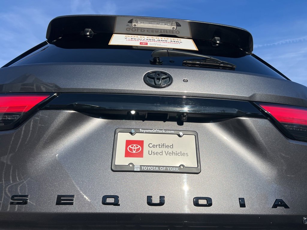 Certified 2025 Toyota Sequoia Platinum image 19