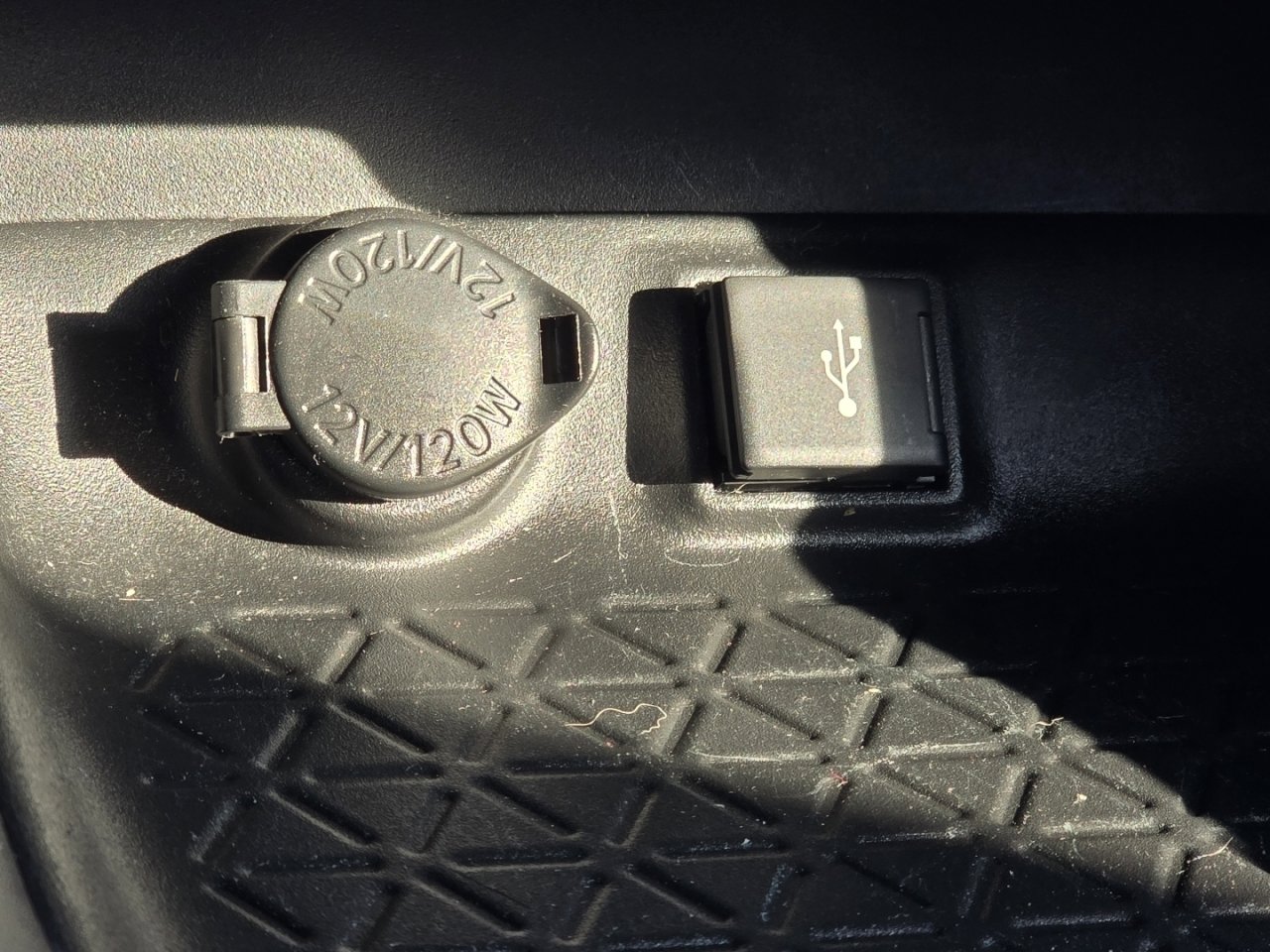 Certified 2021 Toyota RAV4 LE image 19