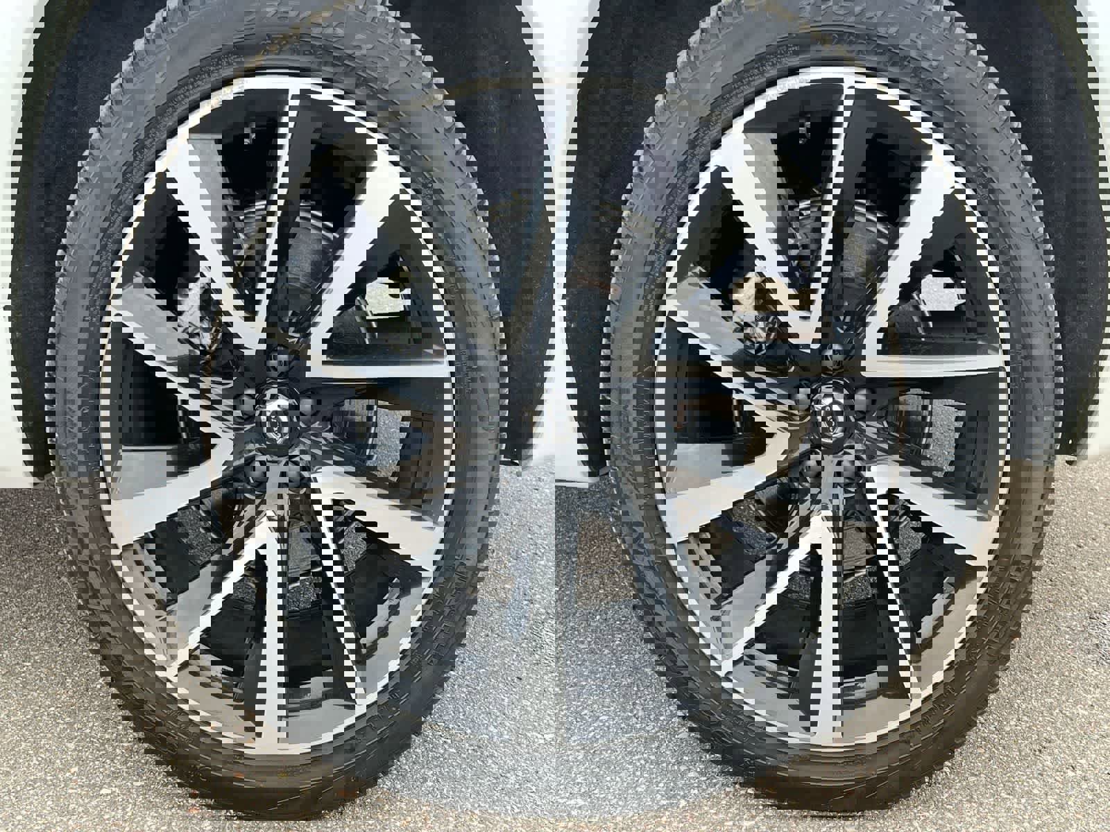 Used 2023 Volvo XC90 B6 Plus w/ Protection Package Premier image 13