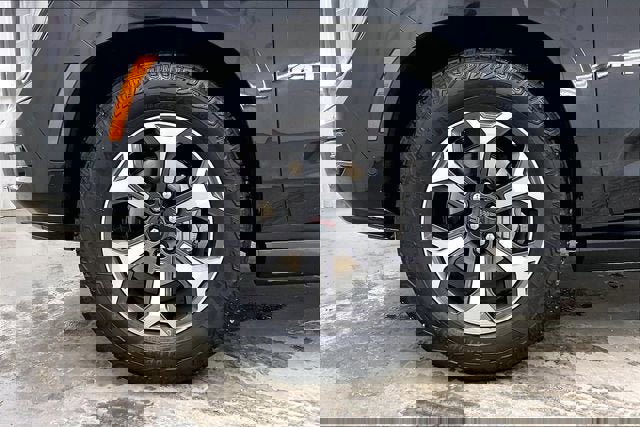 Certified 2025 GMC Yukon XL AT4 Ultimate image 10